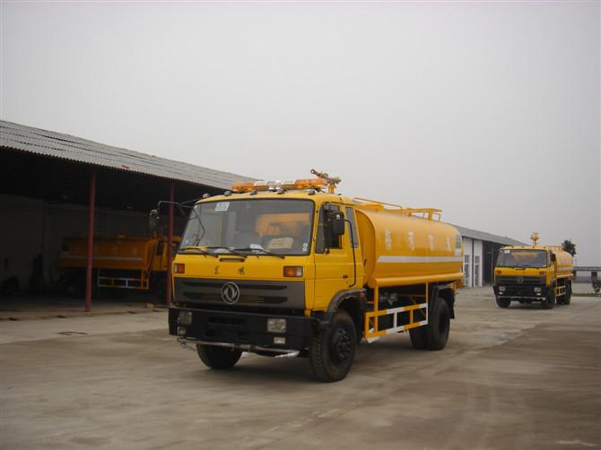 東風(fēng)153灑水車(chē) 東風(fēng)153灑水車(chē)