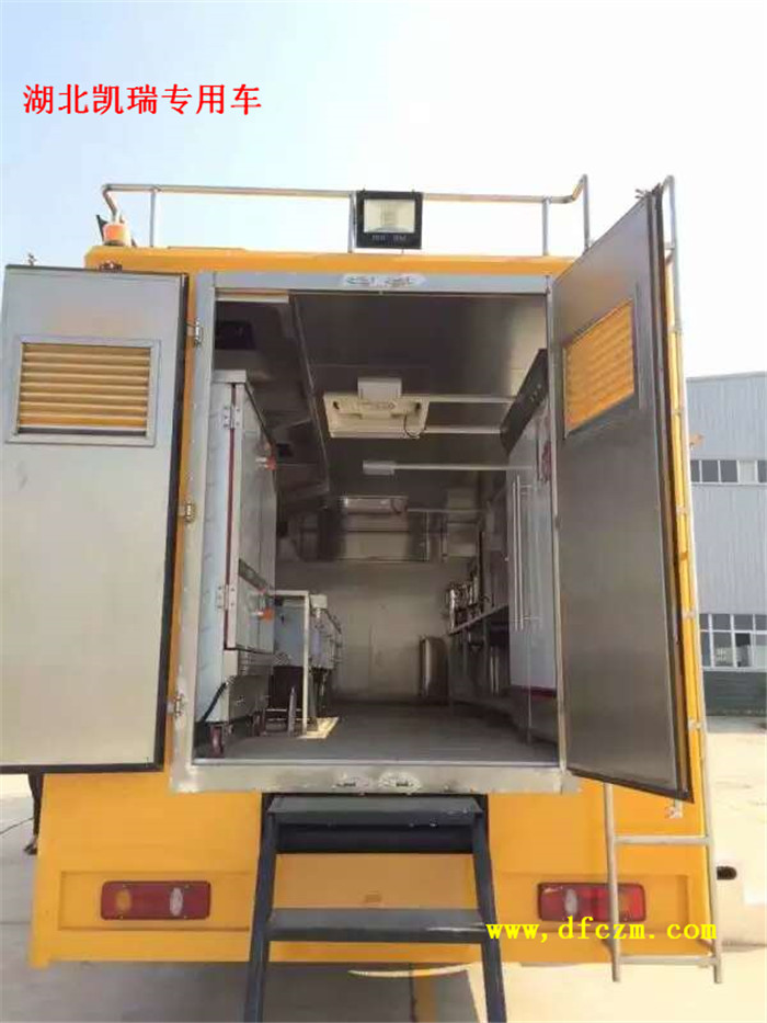 東風(fēng)天錦炊事車(chē)后部照明裝置 東風(fēng)天錦炊事車(chē)后部照明裝置