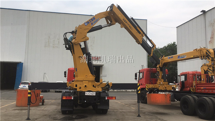 DWJ5312JJHD5型計(jì)量檢衡車(chē)吊3噸配重做組合動(dòng)作 DWJ5312JJHD5型計(jì)量檢衡車(chē)吊3噸配重做組合動(dòng)作