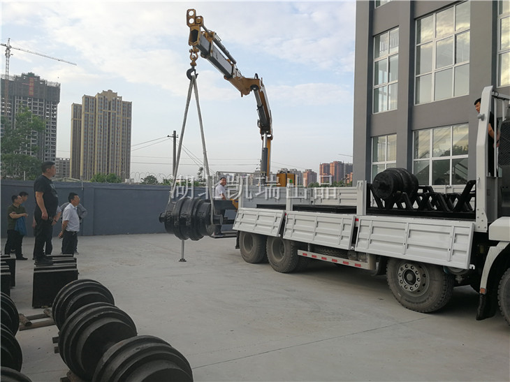 許昌市計(jì)量所檢衡車吊裝砝碼 許昌市計(jì)量所檢衡車吊裝砝碼