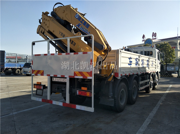 陜汽重型計(jì)量檢衡車發(fā)運(yùn)(右后) 陜汽重型計(jì)量檢衡車發(fā)運(yùn)(右后)