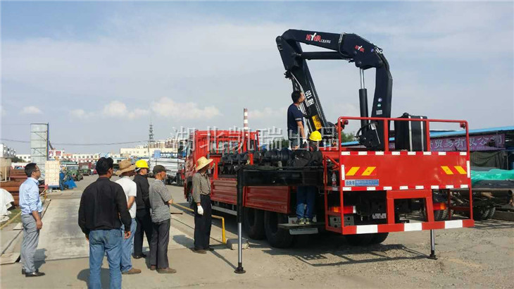 檢測(cè)完成準(zhǔn)備收車 檢測(cè)完成準(zhǔn)備收車