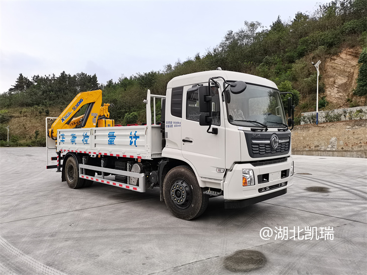DWJ5180JJHD6型計(jì)量檢衡車(右前) DWJ5180JJHD6型計(jì)量檢衡車(右前)